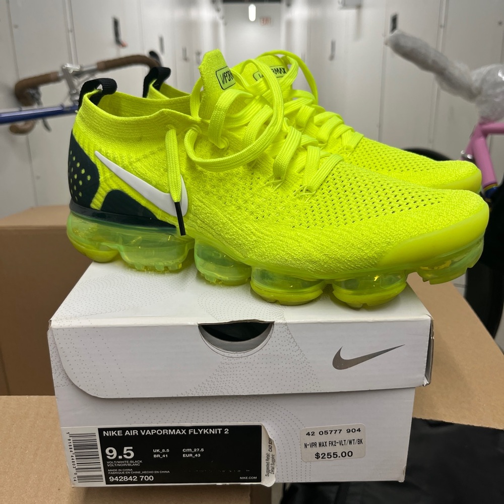 Nike Air Vapormax Flyknit 2 - Neon Yellow